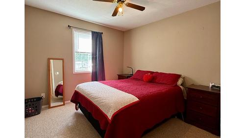 323 Green Street, Kimberley, BC - Indoor Photo Showing Bedroom