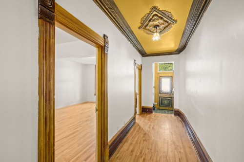 Hall d'entrée/Vestibule - 3957 Rue Berri, Montréal (Le Plateau-Mont-Royal), QC - Indoor Photo Showing Other Room