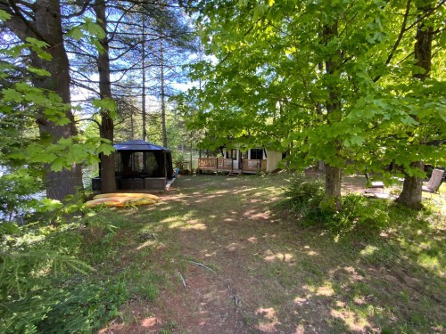 Cour - 41 Rue Du Lac-Carillon, Brownsburg-Chatham, QC - Outdoor
