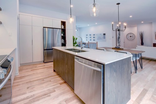 Cuisine - 204 Rue Des Méandres, Saint-Jérôme, QC - Indoor Photo Showing Kitchen With Double Sink With Upgraded Kitchen