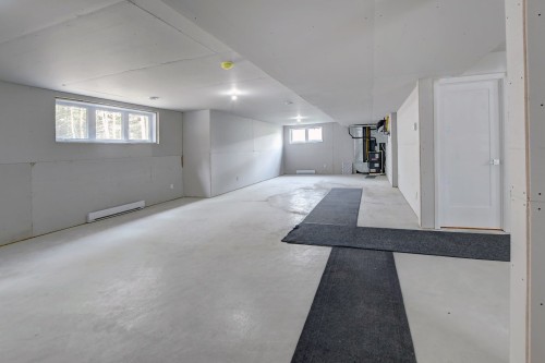 Sous-sol - 204 Rue Des Méandres, Saint-Jérôme, QC - Indoor Photo Showing Other Room