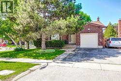 2130 CLEAVER Avenue  Burlington, ON L7M 3R1