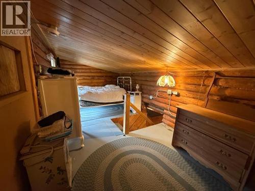 12 Fireweed Road, Dawson City, YT - Indoor