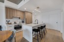 Cuisine - 2316-245 Boul. Robert-Bourassa, Montréal (Ville-Marie), QC  - Indoor Photo Showing Kitchen With Upgraded Kitchen 