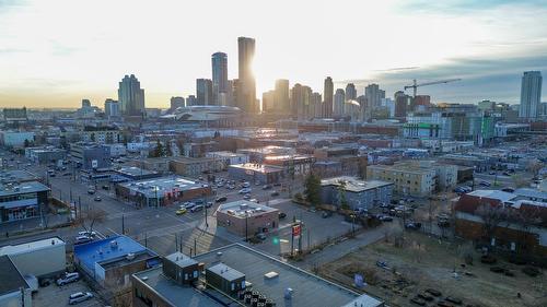10909 107 Avenue Nw, Edmonton, AB 