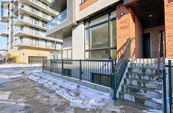 1221 - 8 DAVID EYER ROAD Richmond Hill, ON L4S 0N5