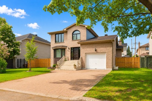 Entry - 204 Rue Maupassant, Dollard-Des-Ormeaux, QC - Outdoor