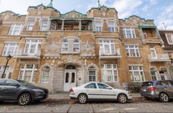 10-3636 Av. Henri-Julien Montréal (Le Plateau-Mont-Royal), QC H2X 3H5