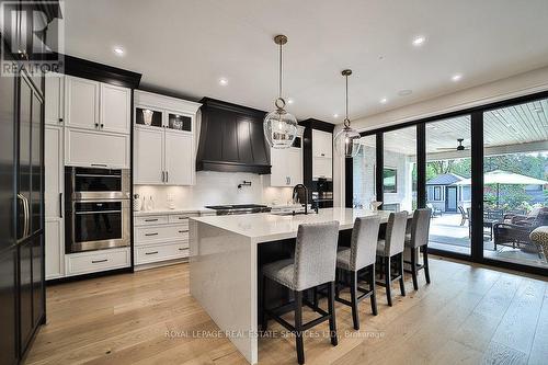 1301 Twin Oaks Dell, Mississauga, ON - Indoor