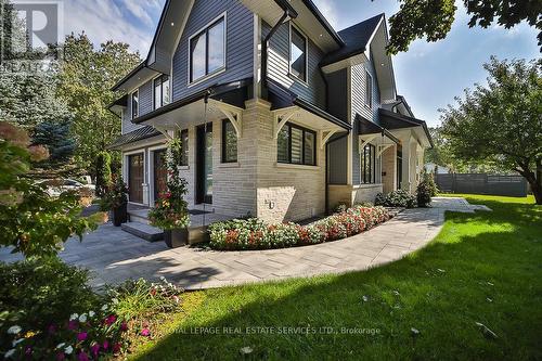 1301 Twin Oaks Dell, Mississauga, ON - Outdoor