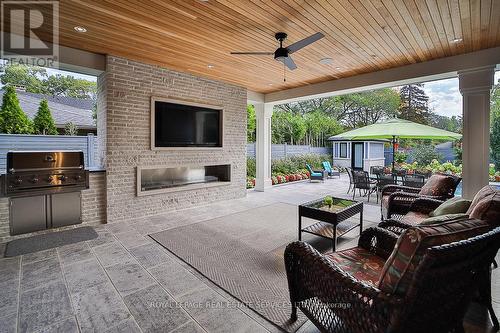 1301 Twin Oaks Dell, Mississauga, ON - Outdoor With Deck Patio Veranda With Exterior