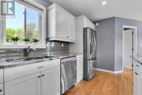19414 Malibu Lane, South Glengarry, ON - Indoor Photo Showing Kitchen With Double Sink With Upgraded Kitchen
