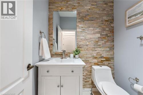 3340 Terra Cotta Lane, Burlington, ON - Indoor Photo Showing Bathroom