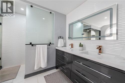 3340 Terra Cotta Lane, Burlington, ON - Indoor