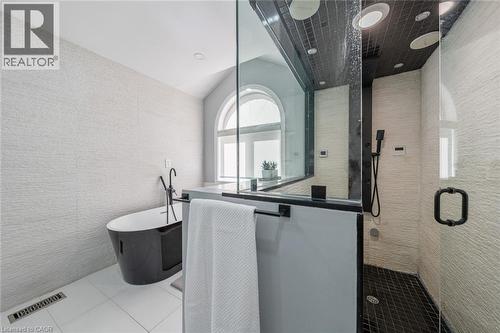 3340 Terra Cotta Lane, Burlington, ON - Indoor