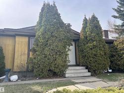 15020 116 ST NW  Edmonton, AB T5X 1L1