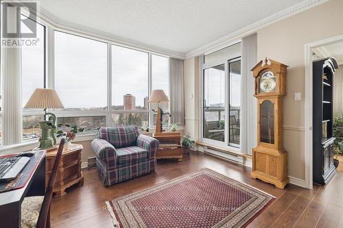 Den with Access to Balcony - 905 - 1480 Riverside Drive, Ottawa, ON - Indoor Photo Showing Other Room