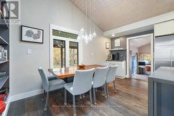 Dining Area - 