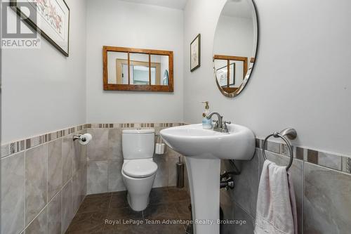 121 Rattlebear Drive, The Archipelago (Archipelago North), ON - Indoor Photo Showing Bathroom