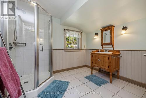 121 Rattlebear Drive, The Archipelago (Archipelago North), ON - Indoor Photo Showing Bathroom
