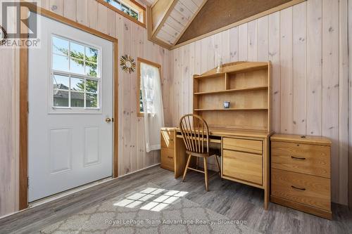 121 Rattlebear Drive, The Archipelago (Archipelago North), ON - Indoor Photo Showing Other Room