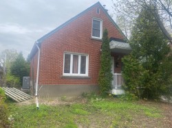 1316 Rue Moffat Montréal (Verdun/Île-Des-Soeurs), QC H4H 1Z3
