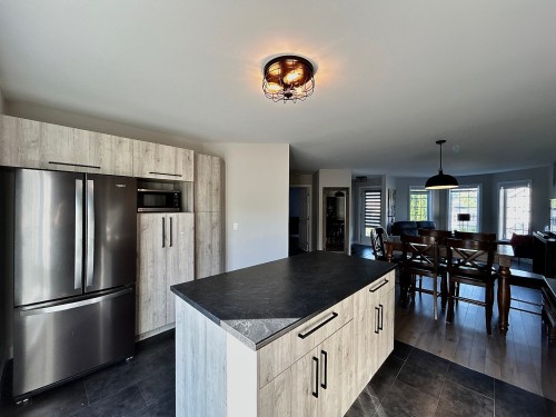 Kitchen - 1640 Place Du Copal, Terrebonne (La Plaine), QC - Indoor Photo Showing Kitchen