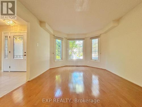 23 Haskell Crescent, Aurora, ON - Indoor Photo Showing Other Room