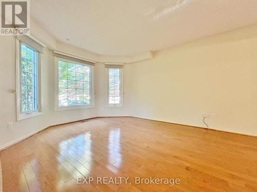 23 Haskell Crescent, Aurora, ON - Indoor Photo Showing Other Room