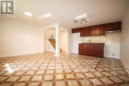 24 Archdekin Drive, Brampton, ON - Indoor Photo Showing Kitchen