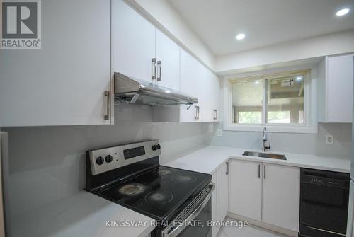24 Archdekin Drive, Brampton, ON - Indoor Photo Showing Kitchen