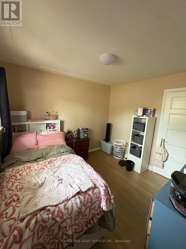 54 Rockwyn Crescent, London East, ON - Indoor Photo Showing Bedroom