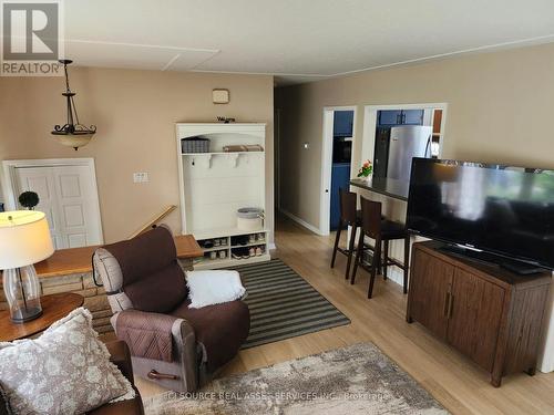 54 Rockwyn Crescent, London East, ON - Outdoor