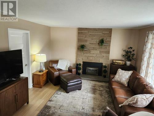 54 Rockwyn Crescent, London East, ON - Outdoor
