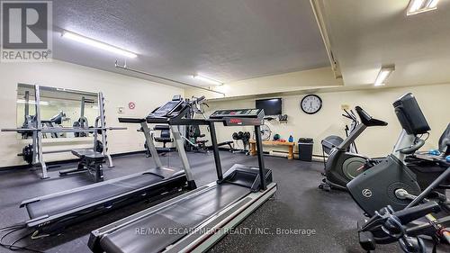 Exorcise room - 802 - 40 Harrisford Street, Hamilton, ON - Indoor Photo Showing Gym Room