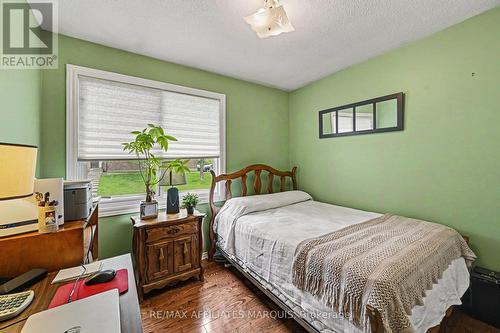15 Pearl Street, Smiths Falls, ON - Indoor Photo Showing Bedroom