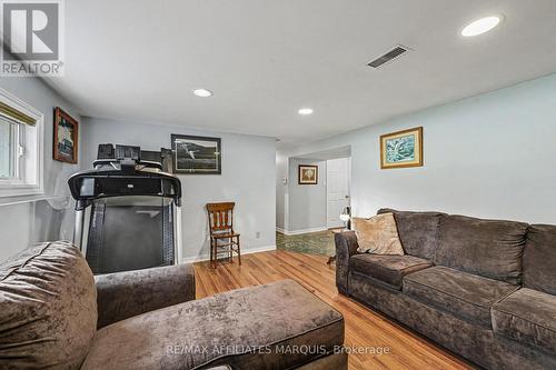 15 Pearl Street, Smiths Falls, ON - Indoor