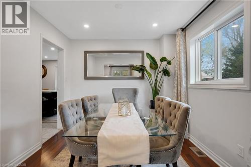 26 Telfer Court, Cambridge, ON - Indoor Photo Showing Dining Room