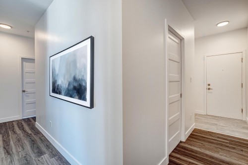 Mud Room - 406-50 Rue Toe-Blake, Vaudreuil-Dorion, QC - Indoor Photo Showing Other Room