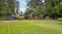 105 Byron Rd  Salt Spring, BC V8K 1C8