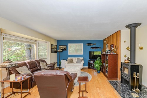 105 Byron Rd, Salt Spring, BC 