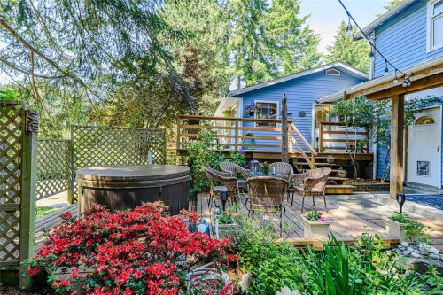 105 Byron Rd, Salt Spring, BC 