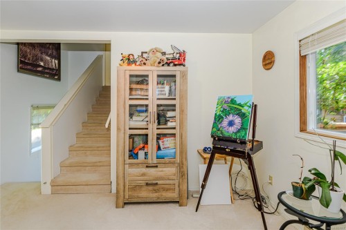 105 Byron Rd, Salt Spring, BC 