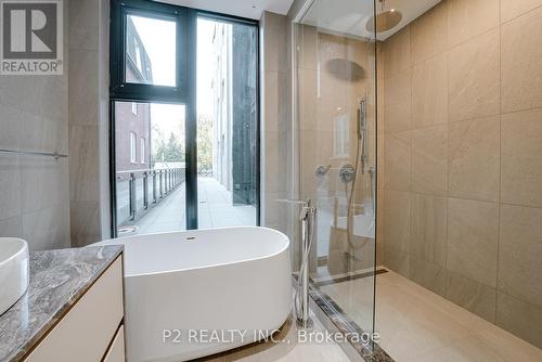 208 - 2 Forest Hill Road, Toronto, ON - Indoor Photo Showing Bathroom