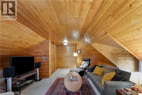 195 Victoria Street N, Kitchener, ON - Indoor