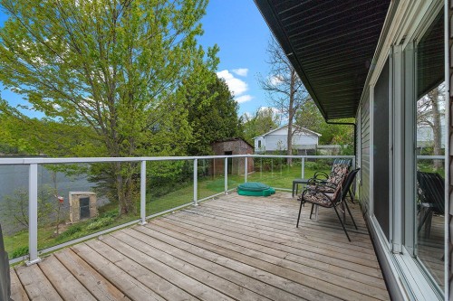 Balcon - 384 Ch. Du Lac-De-La-Truite, Mansfield-Et-Pontefract, QC - Outdoor With Exterior