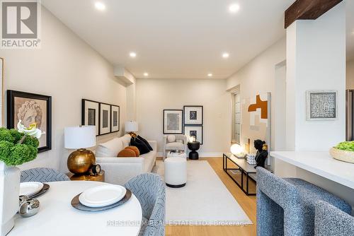 4094 Teakwood Drive, Mississauga, ON - Indoor Photo Showing Dining Room