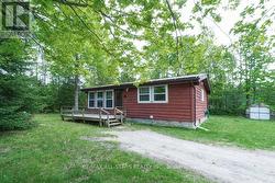 39 CREEK DRIVE Georgina, ON L0E 1N0