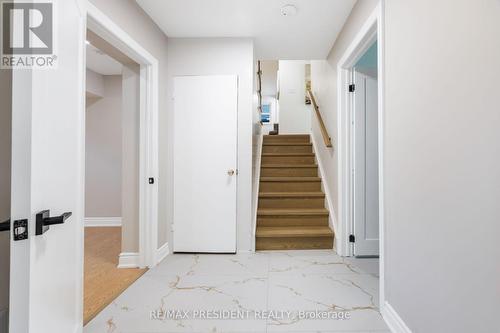2420 Edenhurst Drive, Mississauga, ON - Indoor Photo Showing Other Room