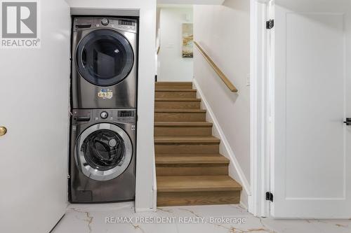 2420 Edenhurst Drive, Mississauga, ON - Indoor Photo Showing Laundry Room